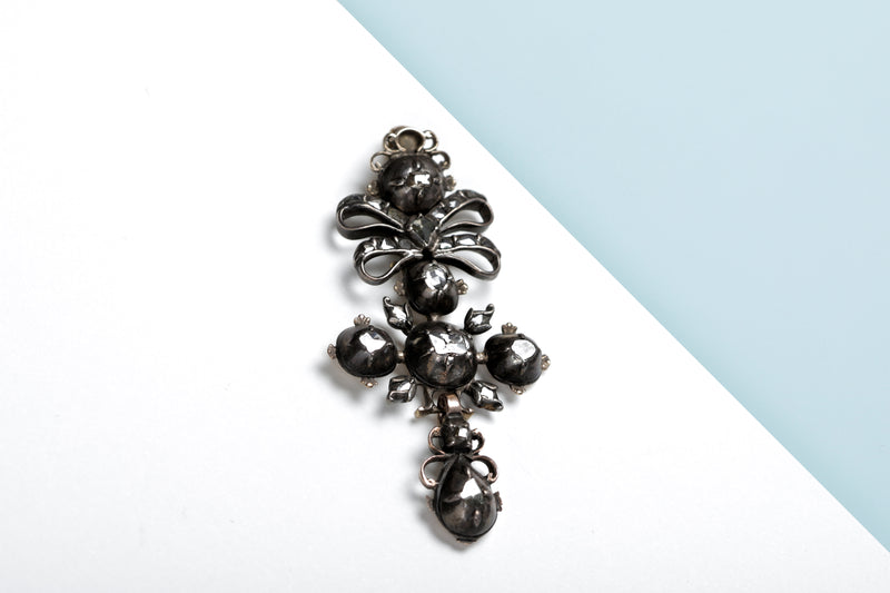 Silver Pendant - Diamond