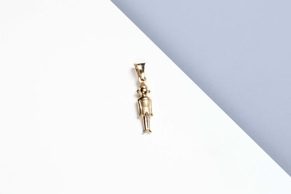 18 ct. Yellow Gold Pendant