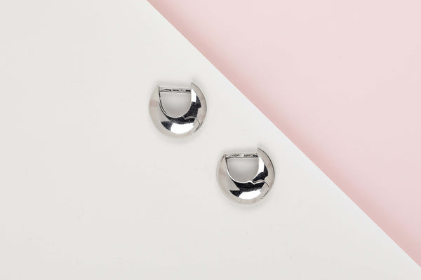 18 ct. White Gold Earrings