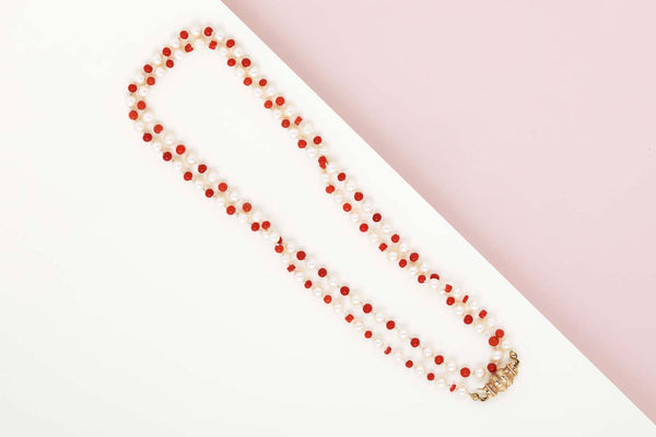 Necklace with gold closure Piece - Pearls & Blood Coral