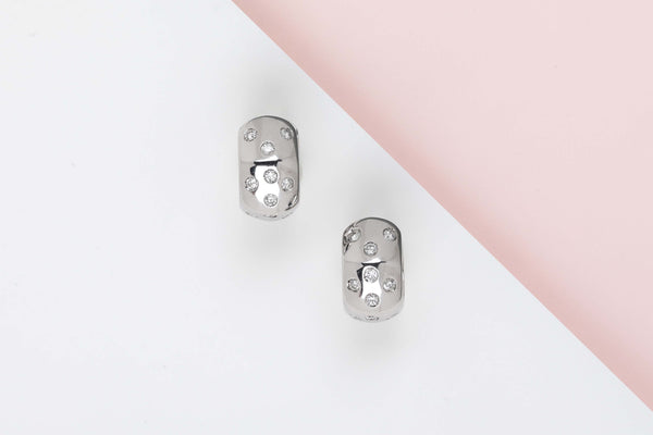 18 ct. White Gold Earrings - Diamonds