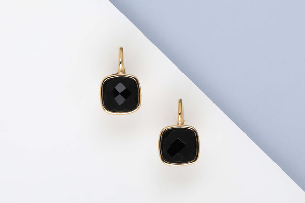 18 ct. Yellow Gold Earrings - Onyx