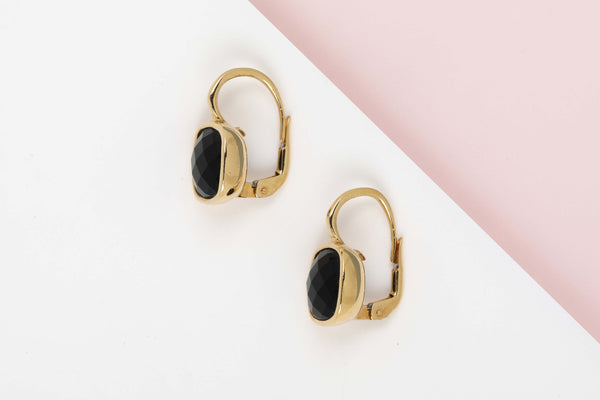 18 ct. Yellow Gold Earrings - Onyx