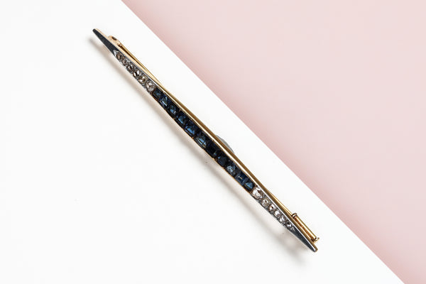 18 ct. Yellow Gold Brooch - Sapphire - Diamonds