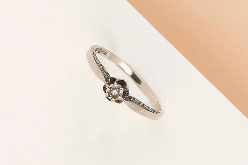 14 ct. White Gold Ring - Diamond