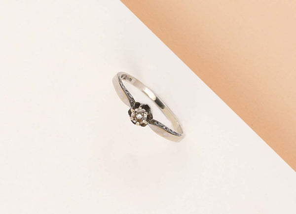 14 ct. White Gold Ring - Diamond