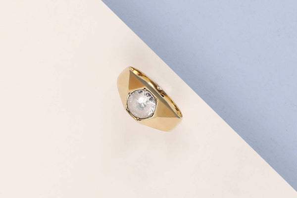14 ct. Yellow Gold Ring - Zirconia