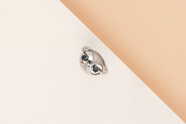 14 ct. White Gold Ring - Sapphire