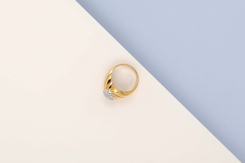 18 ct. Yellow Gold Ring - Diamonds