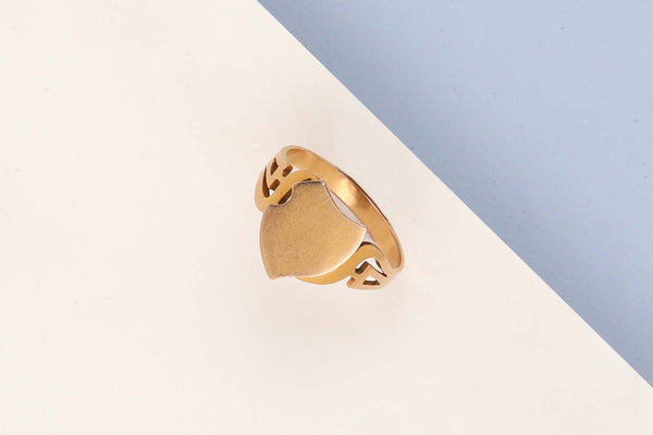 18 ct. Yellow Gold Ring