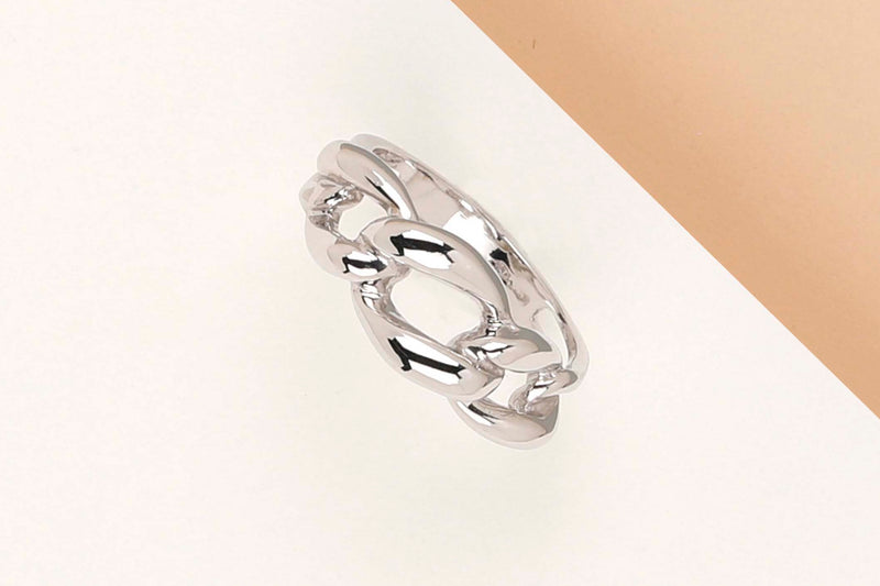 18ct. White Gold Ring