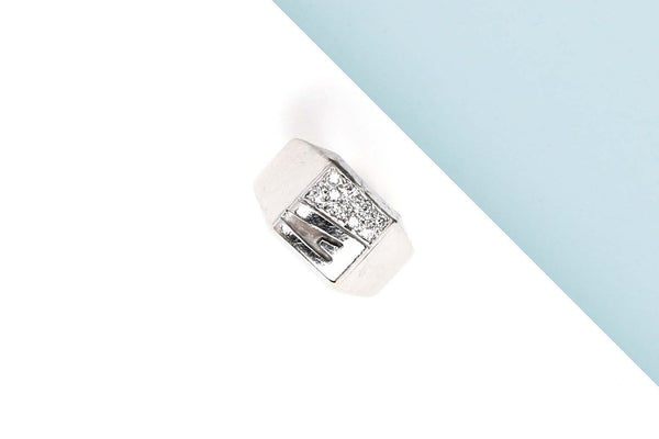 18ct White Gold Ring
