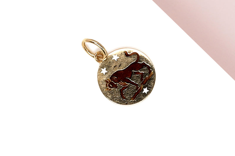 18ct. Yellow Gold Taurus Pendant