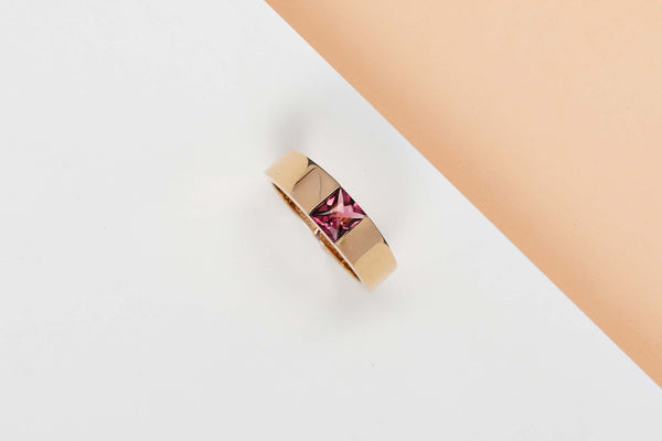 Tank Ring - Yellow Gold & Pink Tourmaline - Size 55 - B