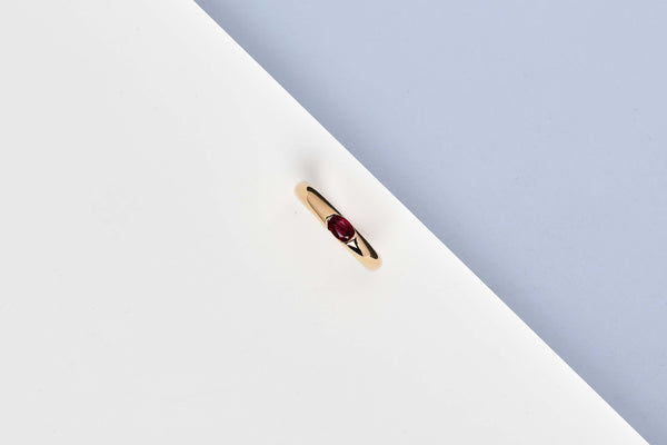 Ellipse Ring - Yellow Gold - Ruby - Size 53 - B&P