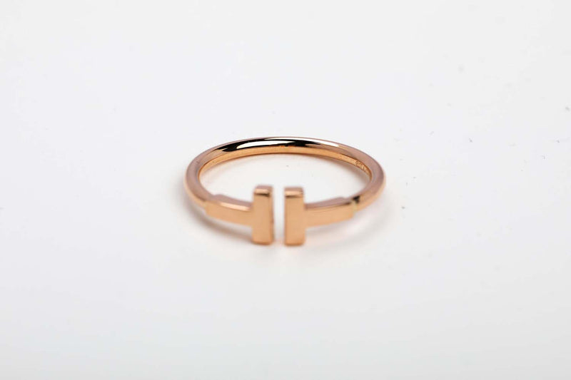 T Wire Ring - Rose Gold