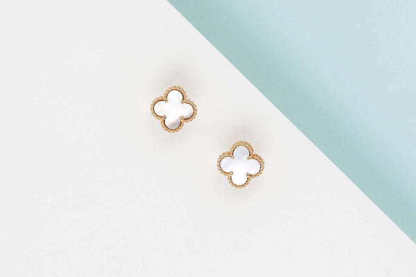 Sweet Alhambra Earstuds - Yellow Gold & Mother Of Pearl - B