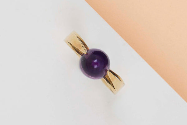 14 ct. Yellow Gold Ring - Amethyst - Size 57