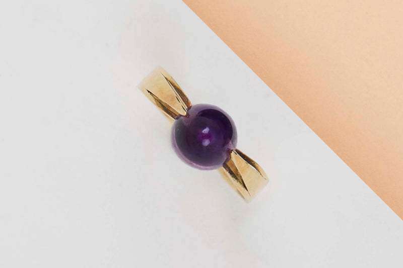 14 ct. Yellow Gold Ring - Amethyst - Size 57