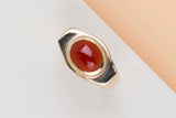 18 CT. Yellow Gold Ring - Carnelian - Size 52