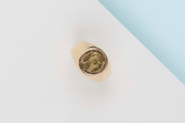 18 CT. Yellow Gold Ring - Size 50