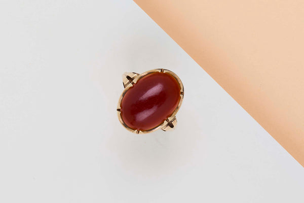 14 CT. Yellow Gold Ring - Carnelian - Size 60