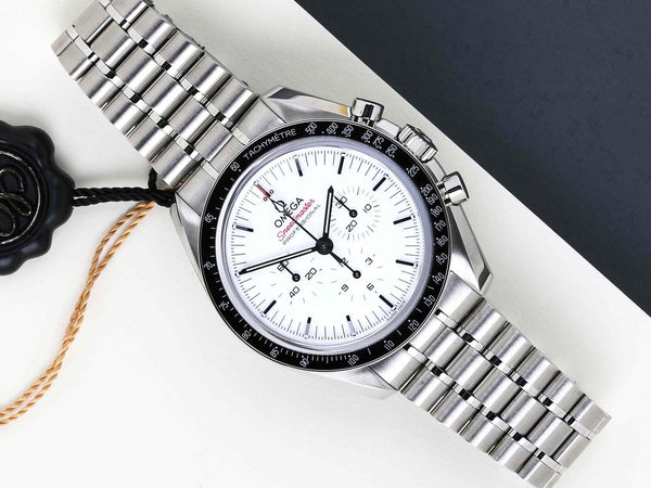 Speedmaster Professional Moonwatch 'White Dial'