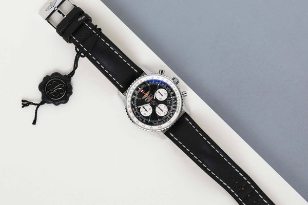 Navitimer 01 Chronograph 'Black Dial'