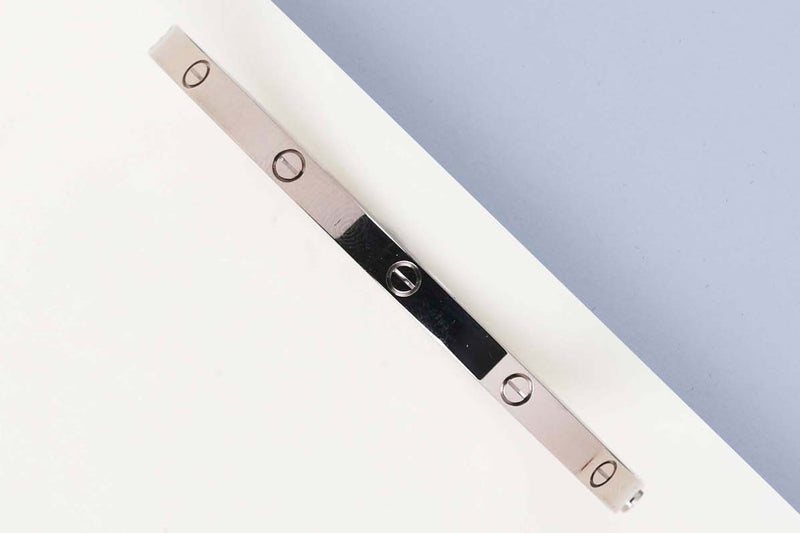 Love Bracelet Small - White Gold - Size 16 - B&P