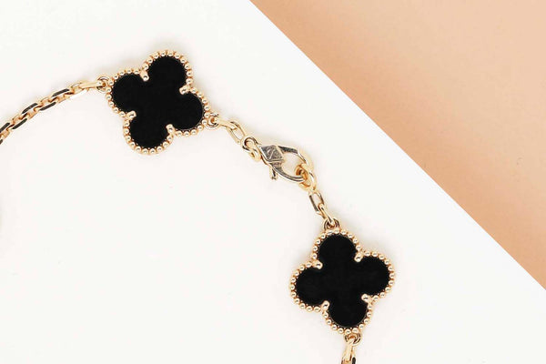 Vintage Alhambra Bracelet - 5 Motifs - Yellow Gold & Onyx - 19CM - B&P