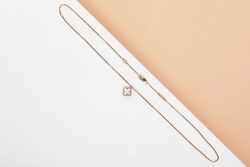 Sweet Alhambra Necklace - MOP & Yellow Gold - Papers - 40CM