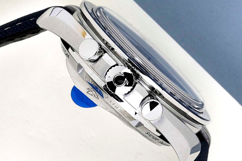 Speedmaster Anniversary Series 'Silver Snoopy Award'