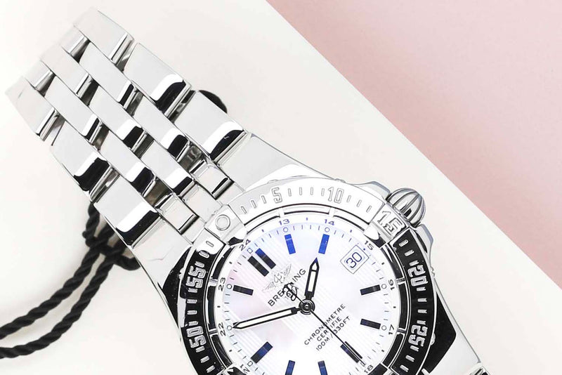 Starliner 'Mother of Pearl Dial'