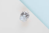 18ct. White Gold Ring - Size 55 - Biwa Leak Pearl - 8 Round Cut Diamonds - 17 Baguettes Diamonds