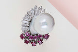 18ct. White Gold Ring - Size 54 - Biwa leak Pearl - 11 Trappist Diamonds - 9 Rubies Carre Facet