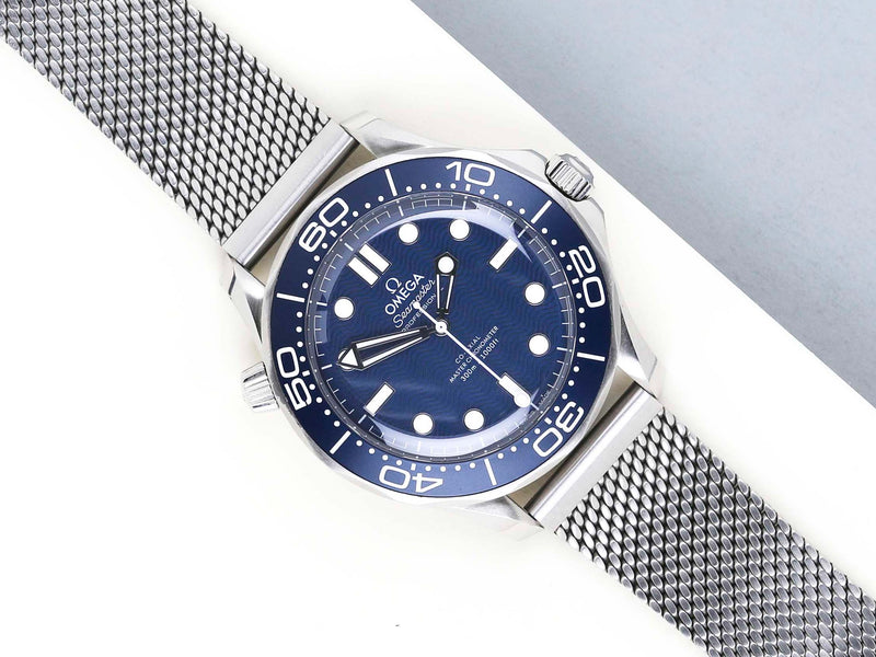 Seamaster Diver 300M 'Blue Wave Dial - James Bond'