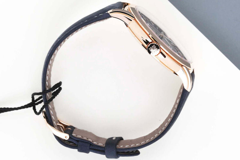 Calatrava Travel Time 'Rose Gold - Blue Dial