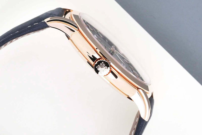 Calatrava Travel Time 'Rose Gold - Blue Dial