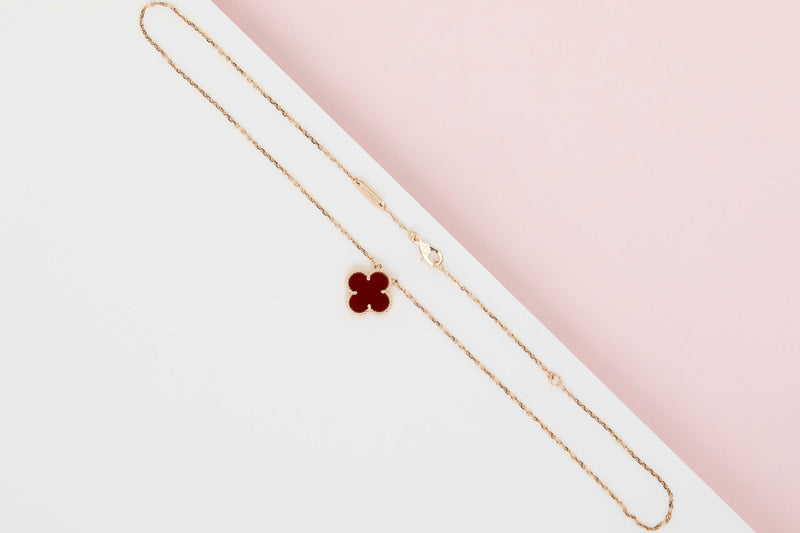 Vintage Alhambra Necklace - Yellow Gold & Carnelian - 42 CM - B&P