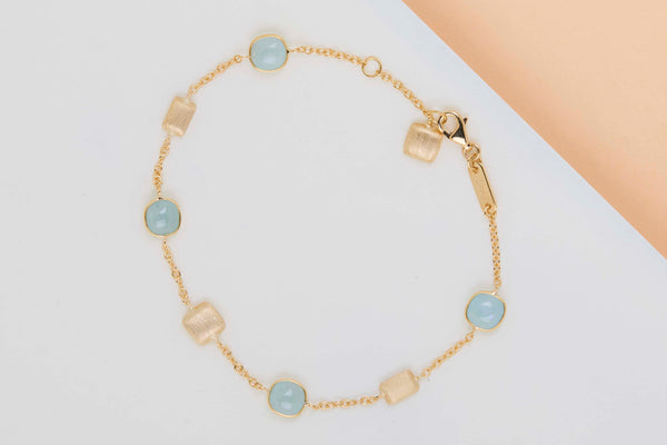 18ct. Yellow Gold Bracelet - Blue Topaz - 19CM