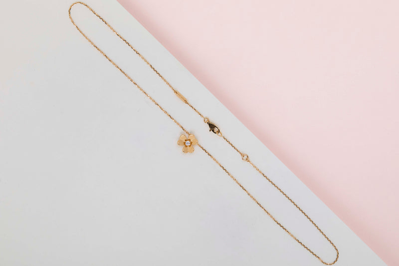 Frivole Mini Necklace - Yellow Gold & Diamond - B&P