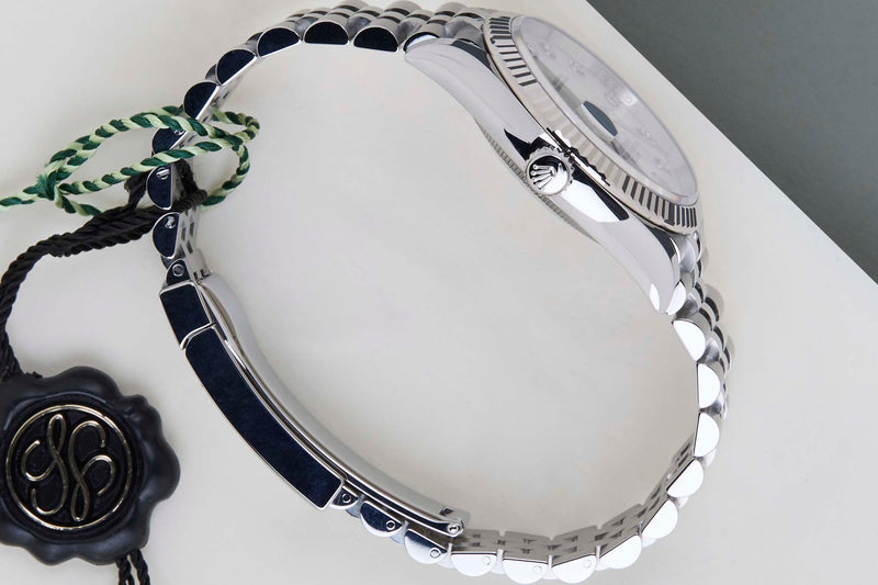 Datejust 36 'Mother of Pearl Diamond Dial - Jubilee'