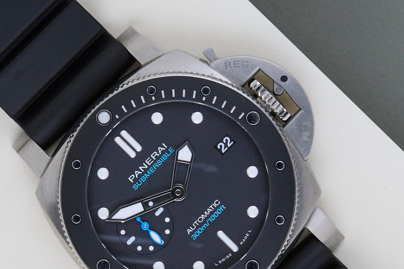 Submersible 42 'Black Dial'