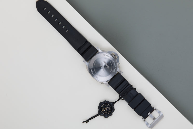 Submersible 42 'Black Dial'