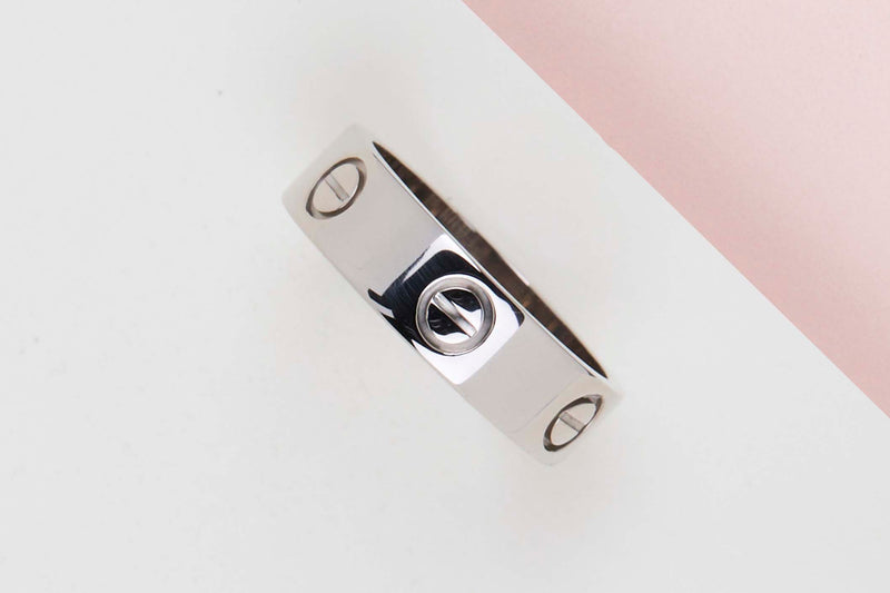 LOVE RING - WHITE GOLD - SIZE 57 - B