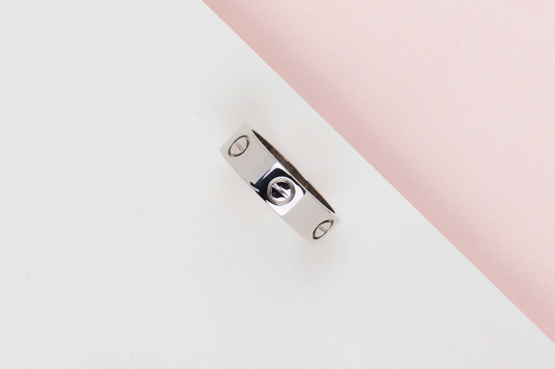 LOVE RING - WHITE GOLD - SIZE 57 - B