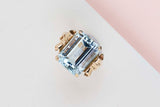 14 ct. Yellow Gold - Blue Topaz - Size 56