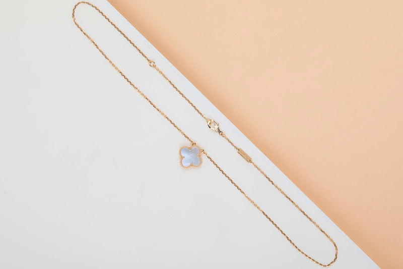 Vintage Alhambra Necklace - Yellow Gold - Mother of Pearl - 42 CM - B&P
