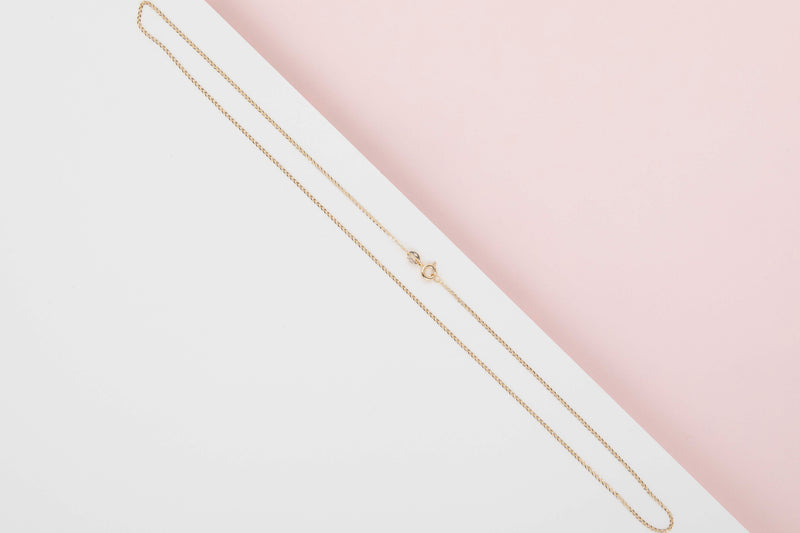 18ct. Yellow Gold Necklace - 45.5CM