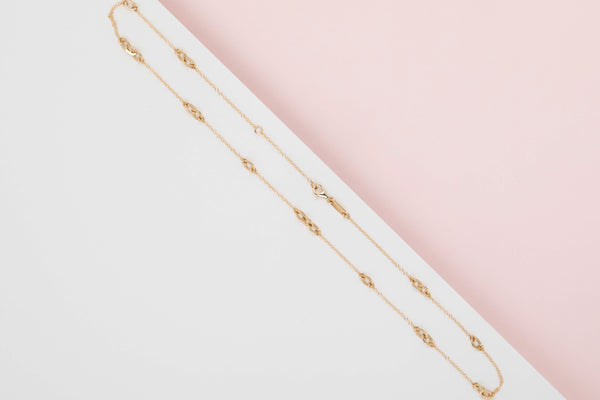 18ct. Yellow Gold Necklace - 46CM